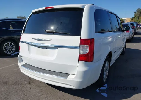 2014 Chrysler Town & Country Touring z USA, uszkodzony, nr VIN 2C4RC1BG1ER124032